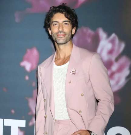 Taylor Swift Dragged Into Legal Firestorm: Secret Texts Taylor Swift Dragged Into Legal Firestorm: Secret Texts